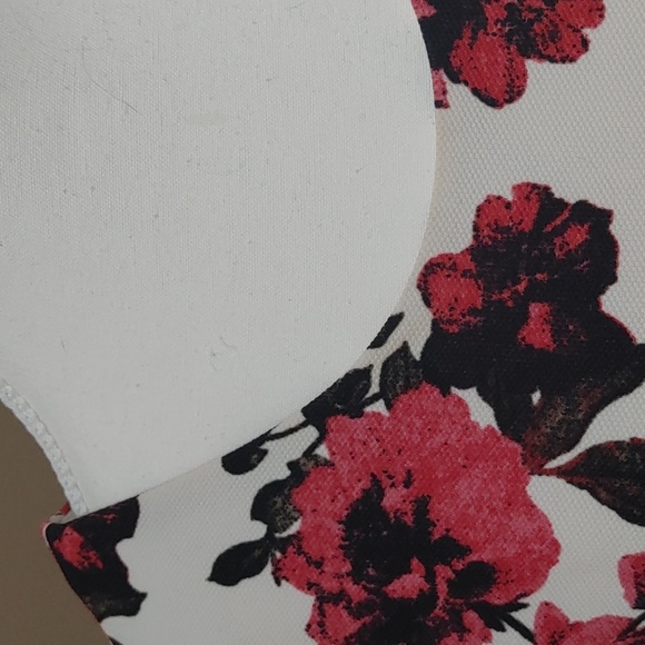 ZINK London size S (Off) White red purple pink floral dress short sleeves - Picture 5 of 15